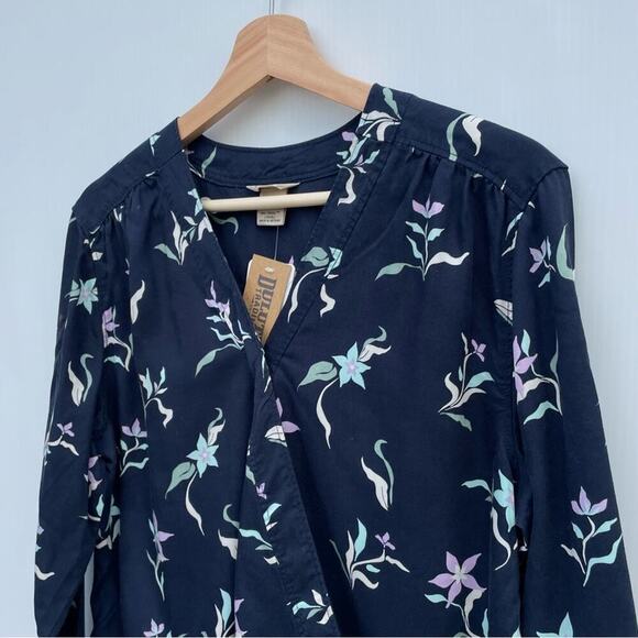 NEW! Duluth Trading Company Tencel floral print wrap top size medium - Picture 5 of 12